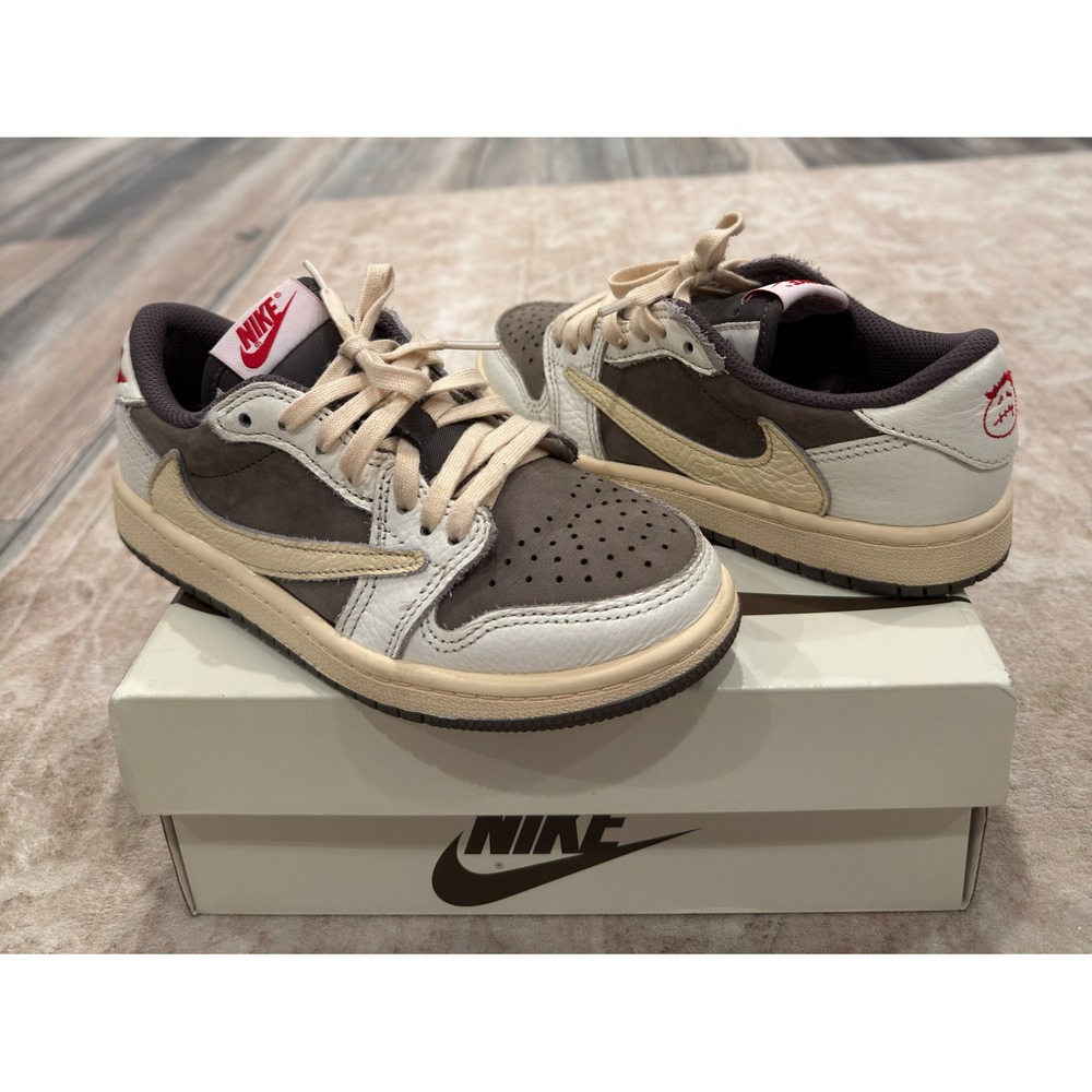 Nike Air Jordan 1 Low Travis Scott Reverse Mocha PS Size 1.5Y Preschool Youth